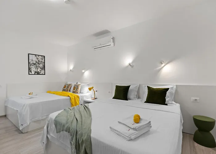 Continetal With Two Bed *