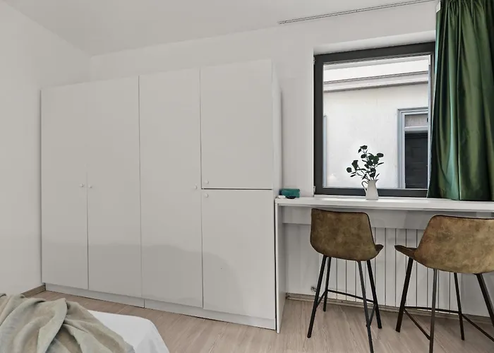 Continetal With Two Bed Appartamento *